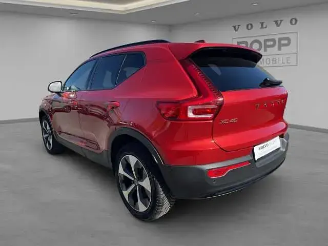 Gebraucht Volvo XC40 120 PS (88 kW) 2025 SUV