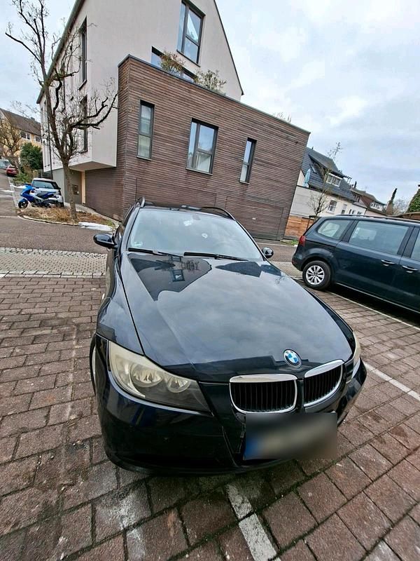 Gebraucht BMW 320 150 PS (110 kW) 2007 Schwarz Kombi