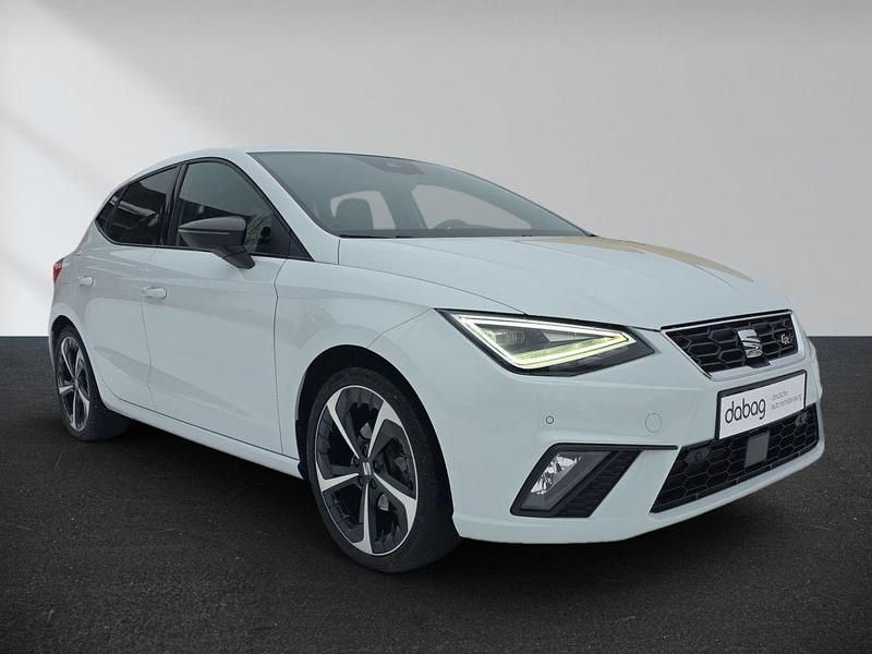 Gebraucht Seat Ibiza FR-Line 110 PS (80 kW) 2024 Weiß Kleinwagen