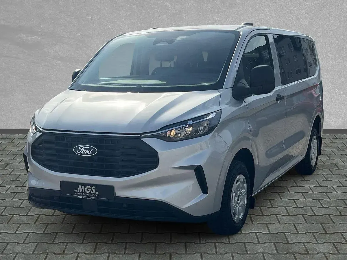 Nouă Ford Transit Custom Trend 110 CP (80 kW) 2026 Argintiu Break