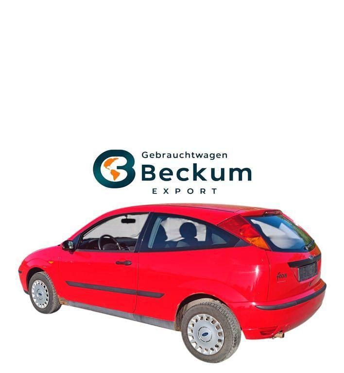 Second-hand Ford Focus Ambiente 75 CP (55 kW) 2004 Roșu Berlinǎ