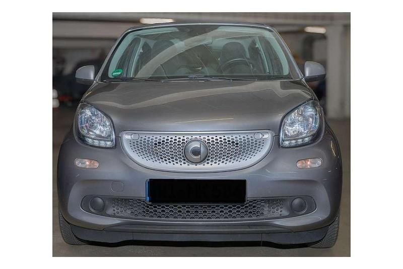 Gebraucht Smart ForFour Passion 71 PS (52 kW) 2018 Grau Kleinwagen