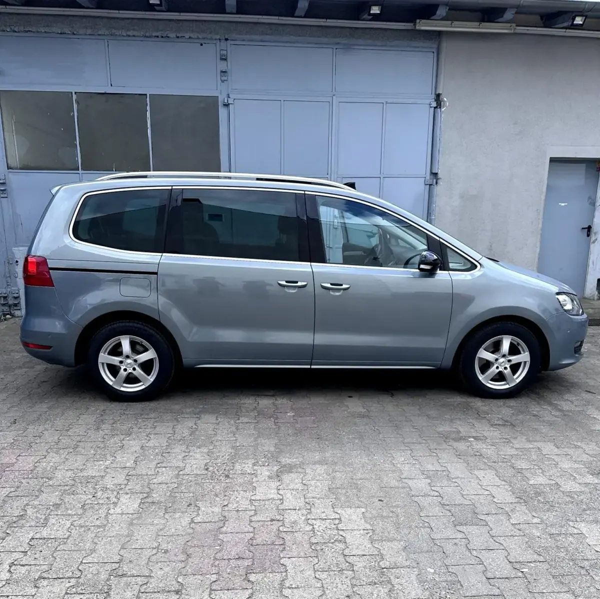 Gebraucht VW Sharan 140 PS (102 kW) 2012 Van / Kleinbus