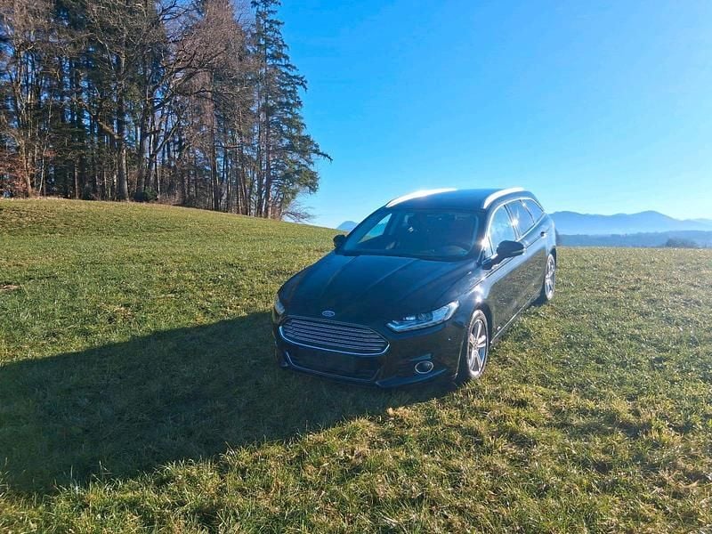 Schwarz Gebraucht 2019 Ford Mondeo Kombi | 15.000 € (Fairer Preis) - Bild 1/4
