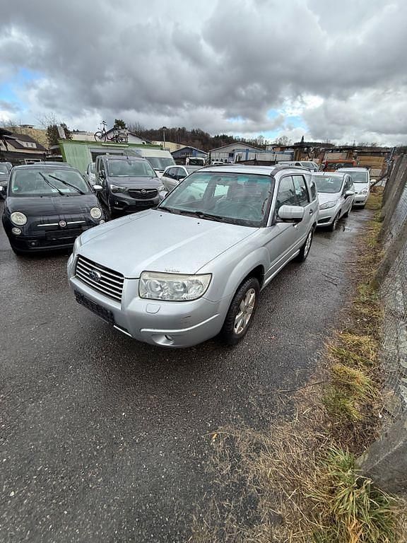 Gebraucht Subaru Forester Active 158 PS (116 kW) 2007 Silber SUV