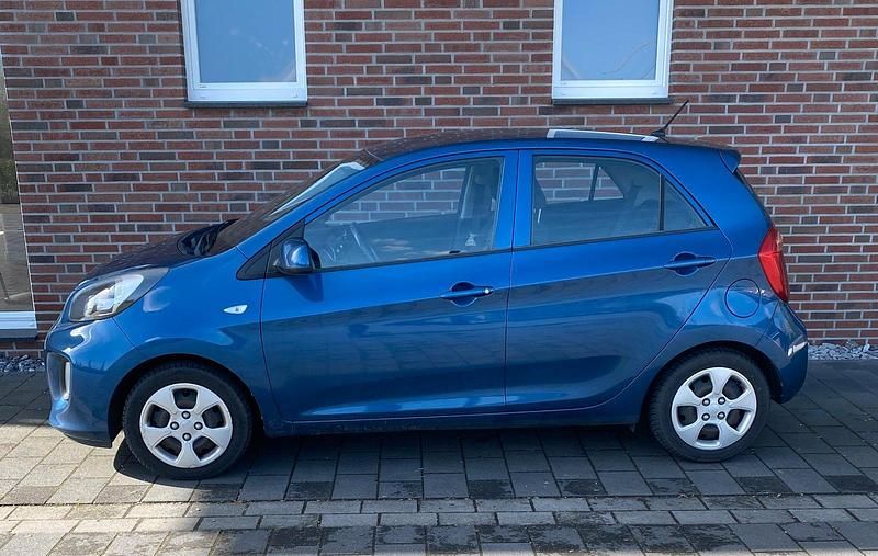 Gebraucht Kia Picanto 67 PS (49 kW) 2016 Blau Kleinwagen