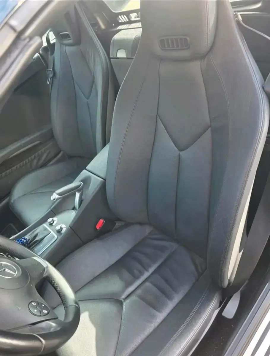 Gebraucht Mercedes SLK300 231 PS (169 kW) 2009 Schwarz Cabrio