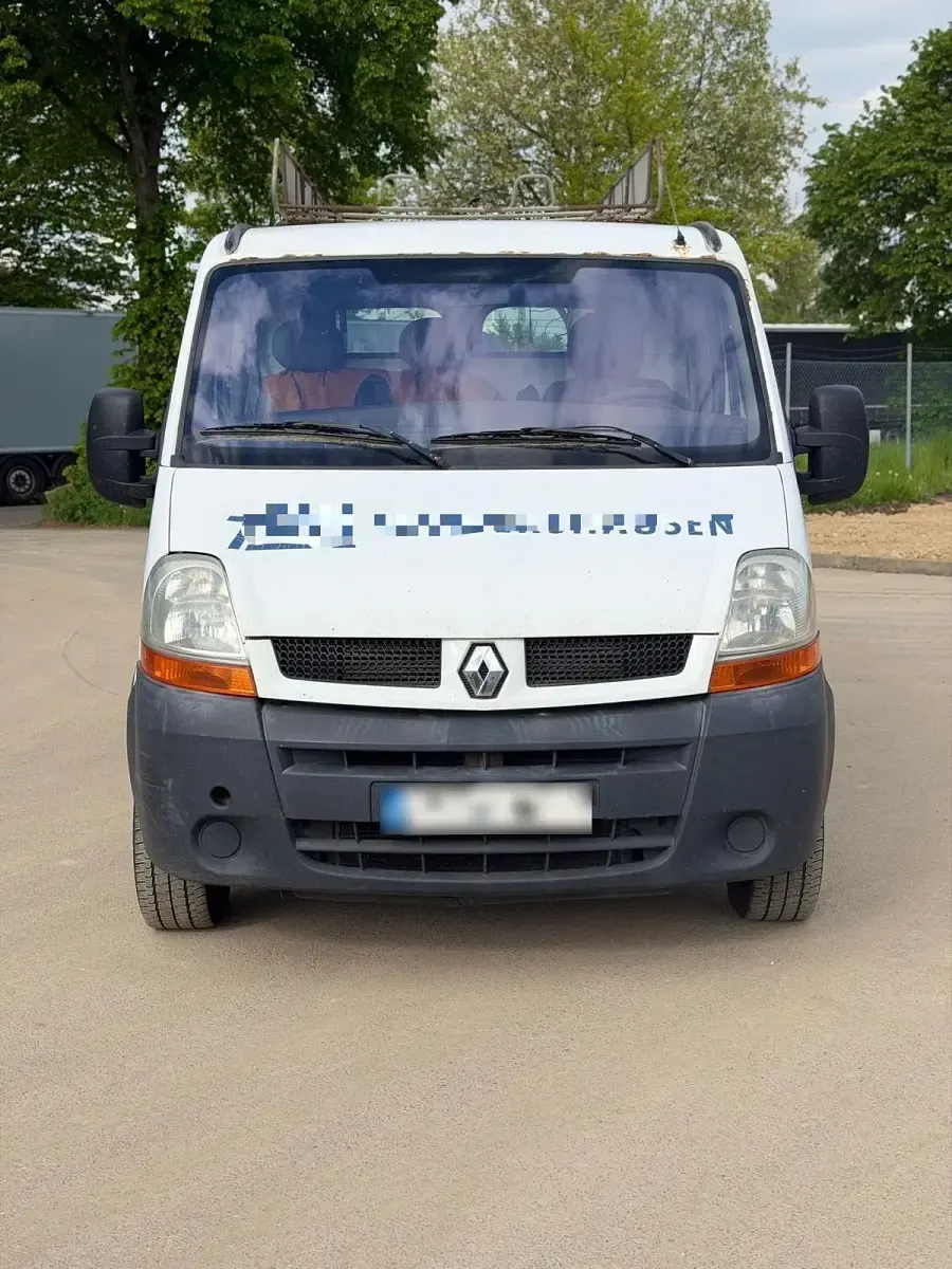Używany Renault Master 100 KM (73 kW) 2005 Biały Minivan