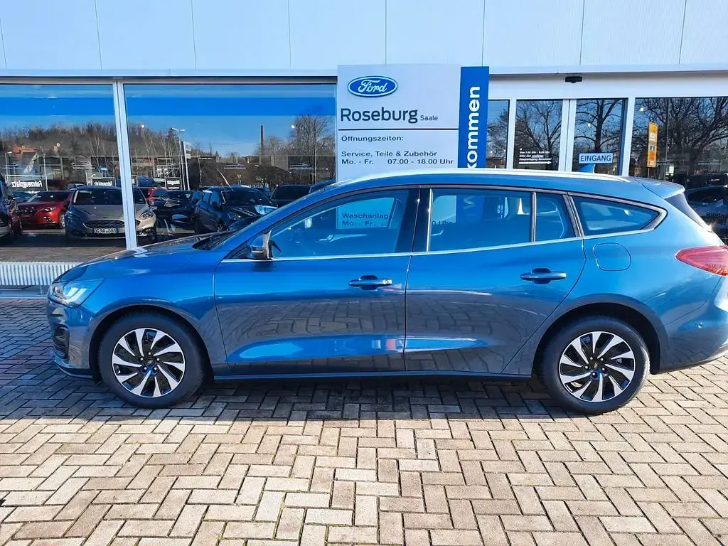 Gebraucht Ford Focus Titanium 155 PS (114 kW) 2023 Blau Limousine