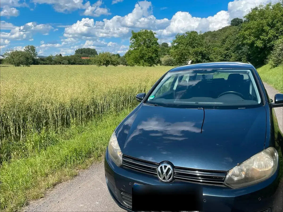 Gebraucht VW Golf 122 PS (89 kW) 2009 Blau Coupé