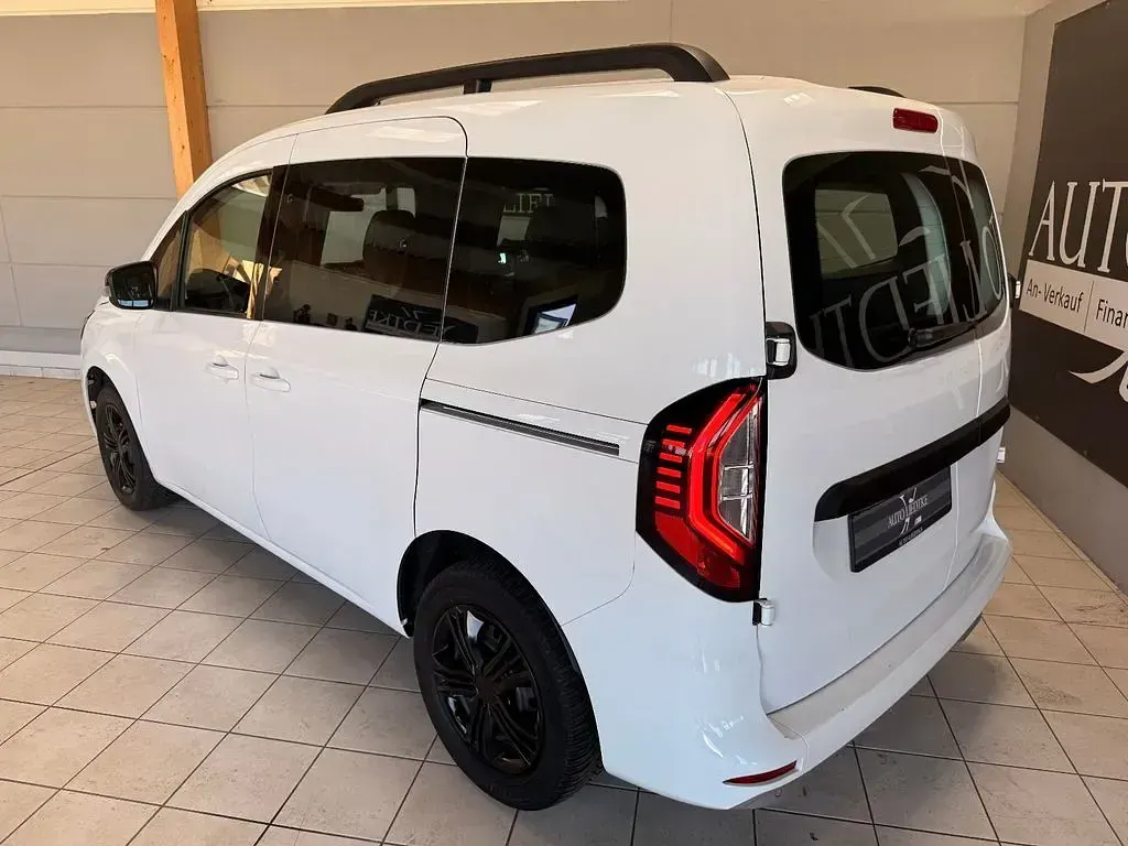 Gebraucht Renault Kangoo Equilibre 102 PS (75 kW) 2023 Weiß Van / Kleinbus