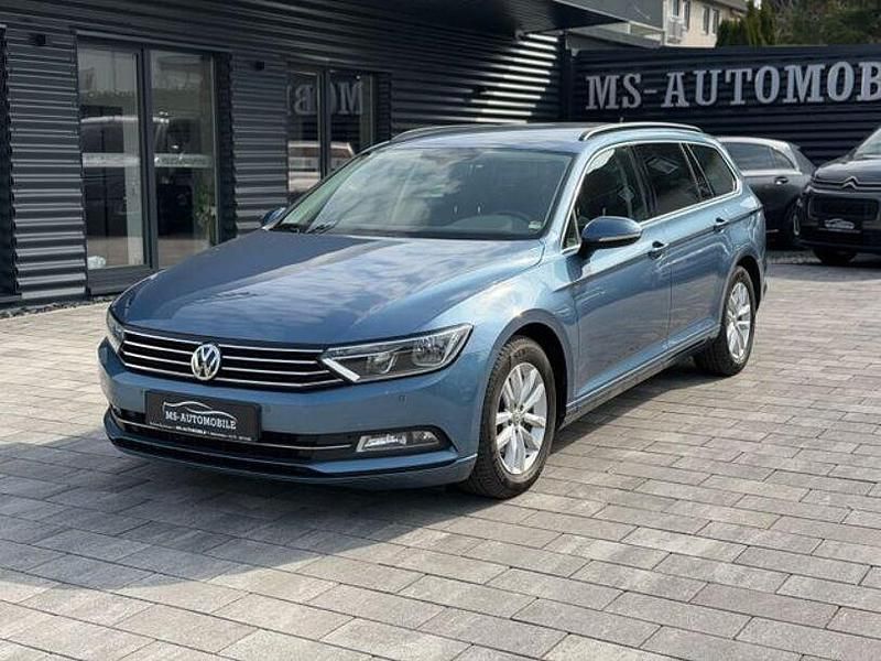 Gebraucht VW Passat Comfortline 150 PS (110 kW) 2015 Blau Kombi