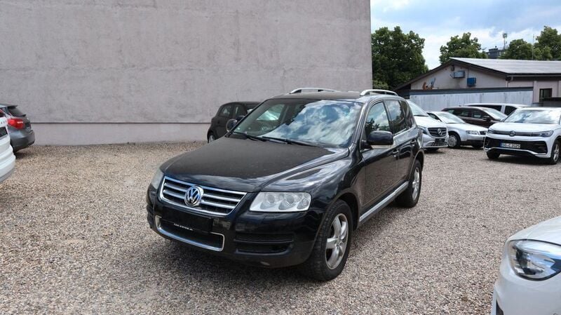 Schwarz Gebraucht 2005 VW Touareg SUV | 3.990 € (Guter Preis) - Bild 1/4