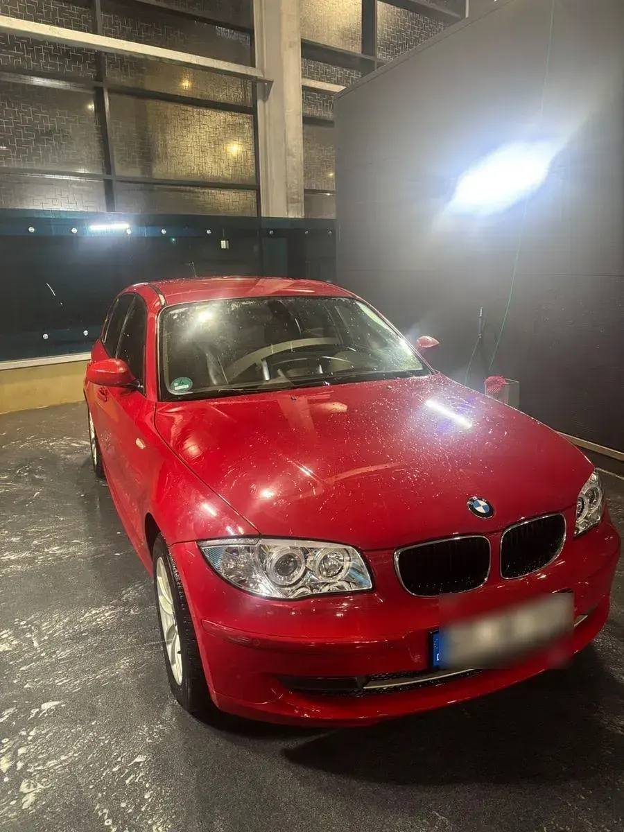 Gebraucht BMW 116 122 PS (89 kW) 2007 Rot Kleinwagen