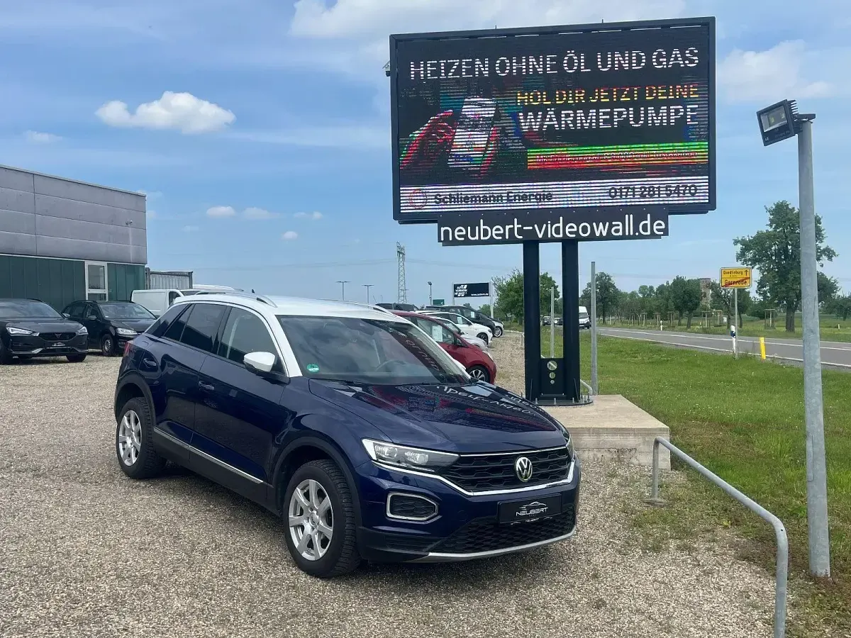 Gebraucht VW T-Roc Style 116 PS (85 kW) 2019 Blau SUV