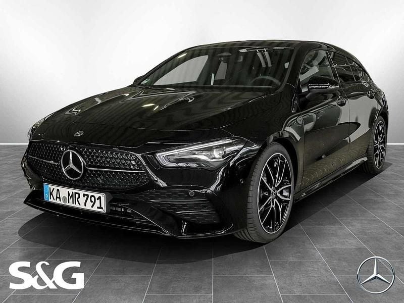 Metalliclack kosmosschwarz Gebraucht 2025 Mercedes CLA200 AMG Kombi | 39.600 € (Teuer) - Bild 1/4
