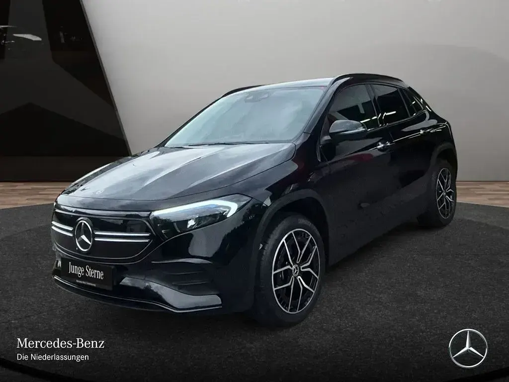 Gebraucht Mercedes EQA300 AMG 167 kW (228 PS) 2022 Schwarz SUV
