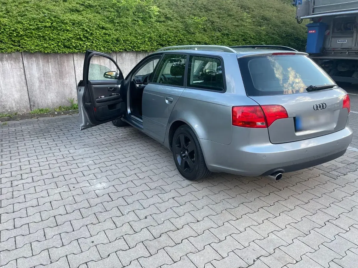 Gebraucht Audi A4 S-Line 131 PS (96 kW) 2005 Silber Kombi