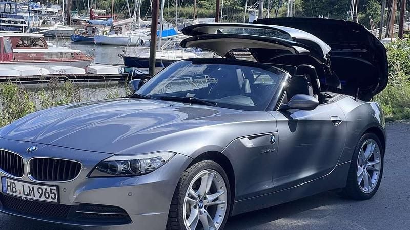Grau Gebraucht 2009 BMW Z4 Cabrio | 22.500 € (Guter Preis) - Bild 1/4