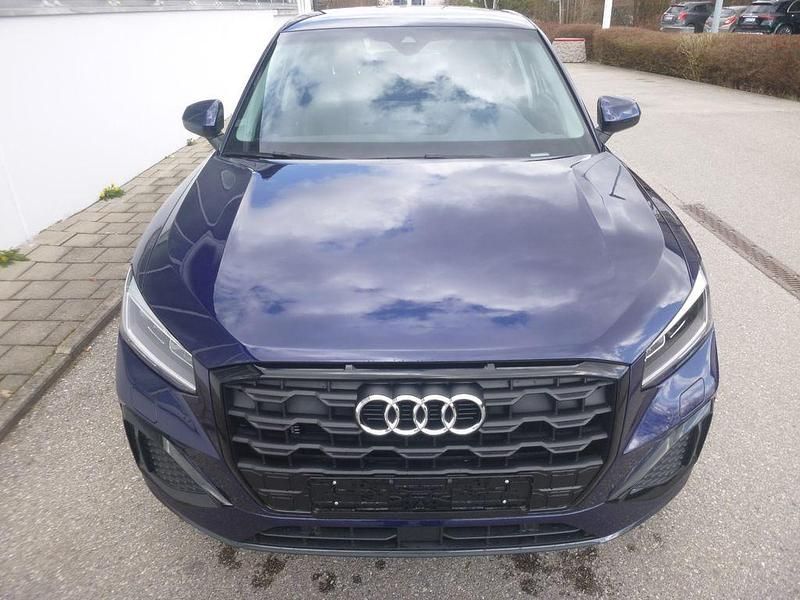 Gebraucht Audi Q2 Advanced 150 PS (110 kW) 2024 Blau SUV