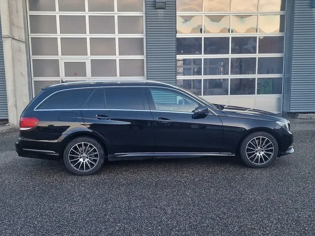 Gebraucht Mercedes E250 204 PS (150 kW) 2013 Schwarz Limousine