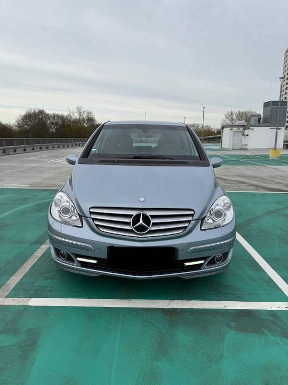 Gebraucht Mercedes B170 116 PS (85 kW) 2007 Blau Van / Kleinbus