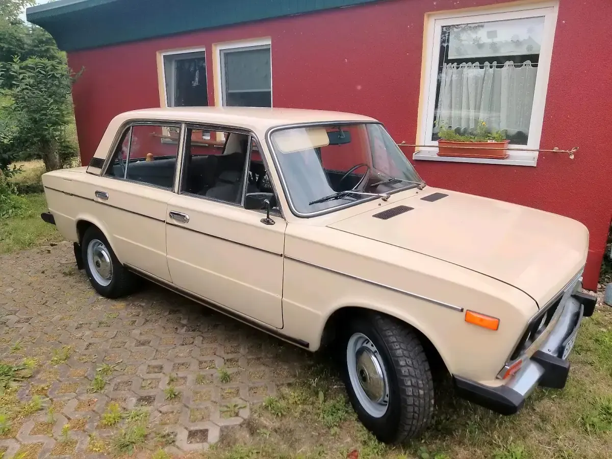 Gebraucht Lada 2105 65 PS (47 kW) 1990 Beige Limousine
