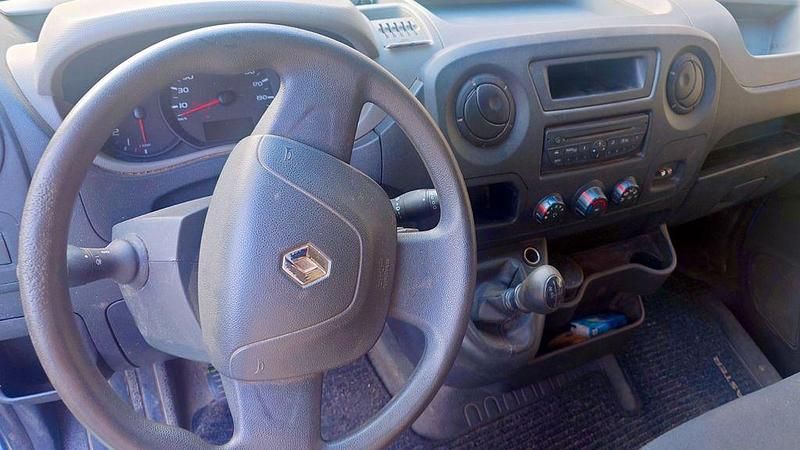 Usado Renault Master 125 HP (91 kW) 2012 Azul Van