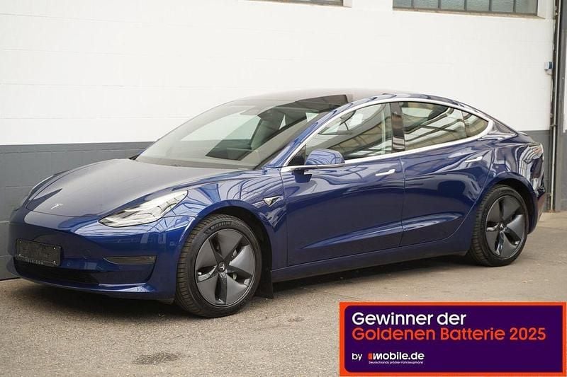 Blau Gebraucht 2019 Tesla Model 3 Long Range AWD Limousine | 20.750 € (Guter Preis) - Bild 1/4