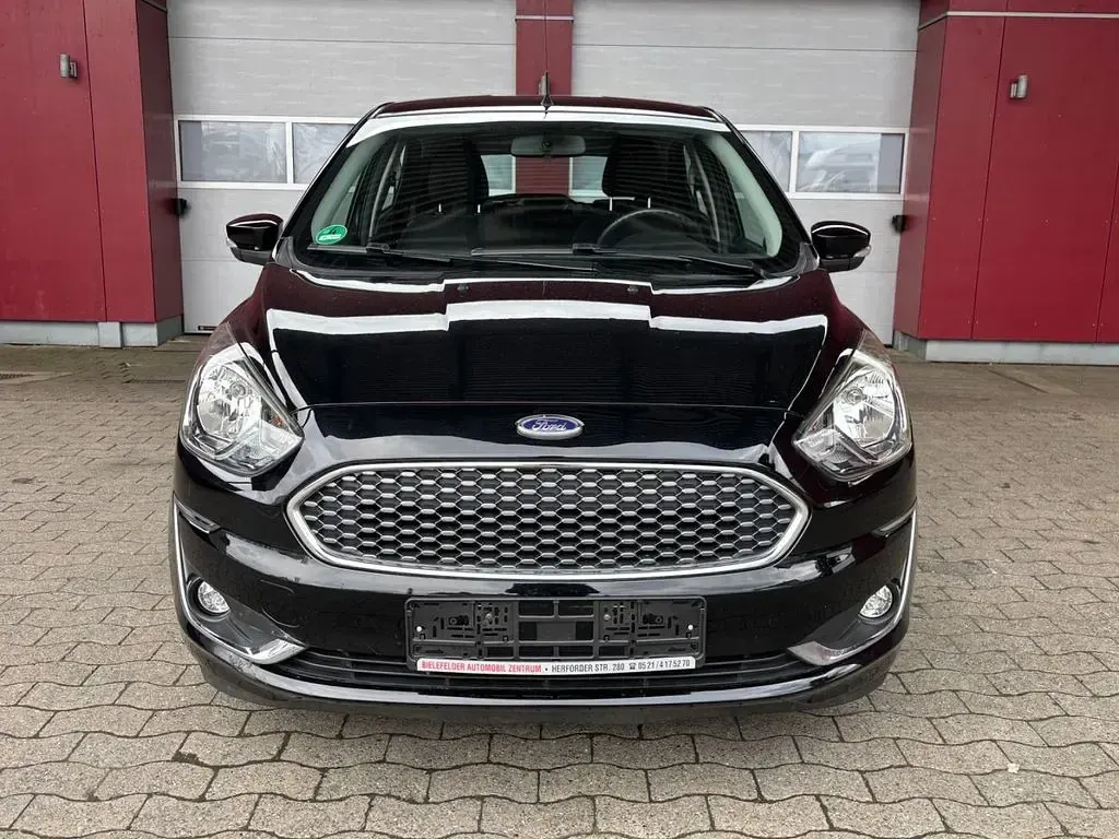 Gebraucht Ford Ka Plus 86 PS (63 kW) 2019 Schwarz Kleinwagen