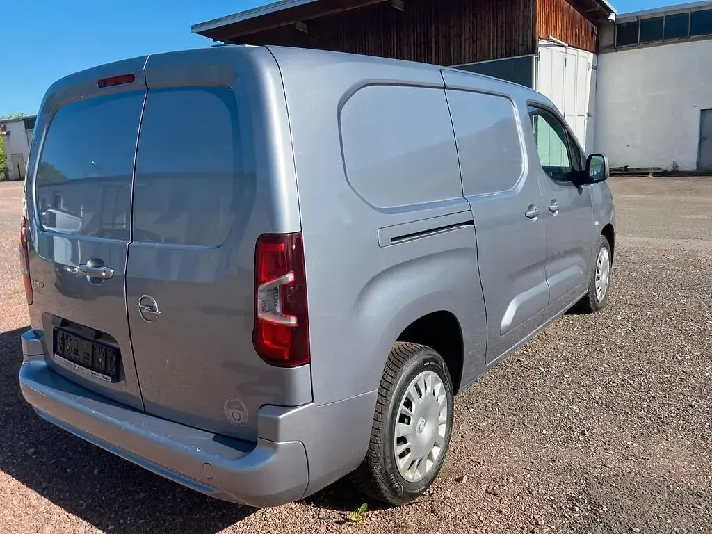 Gebraucht Opel Combo Edition 102 PS (75 kW) 2019 Grau Van / Kleinbus