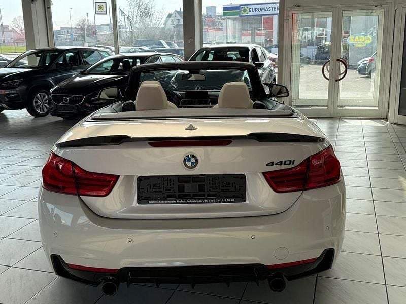 Gebraucht BMW 440 Performance 326 PS (239 kW) 2018 Weiß Cabrio