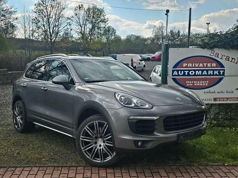 Gebraucht Porsche Cayenne 239 PS (175 kW) 2017 Grau SUV