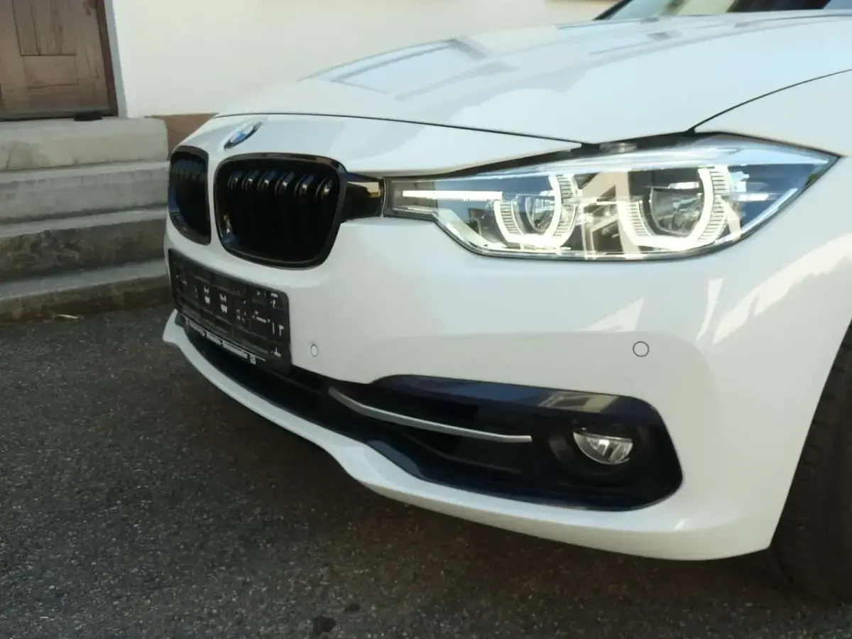 Gebraucht BMW 320 Sport Line 184 PS (135 kW) 2019 Weiß Kombi