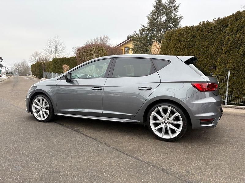 Gebraucht Seat Leon Sport 179 PS (131 kW) 2017 Grau Limousine