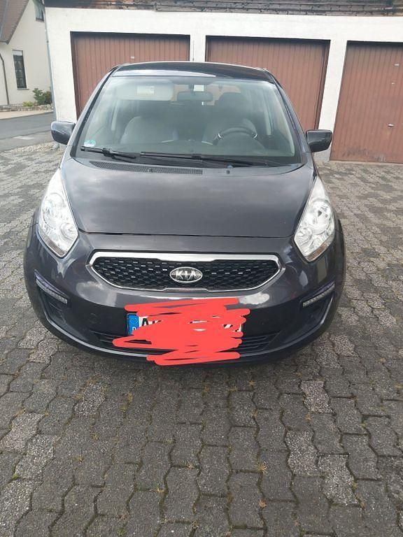 Grau Gebraucht 2013 Kia Venga 2 Kleinwagen | 3.200 € (Superpreis) - Bild 1/4