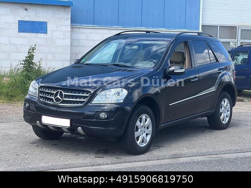 Schwarz Gebraucht 2005 Mercedes ML320 SUV | 4.999 € (Guter Preis) - Bild 1/4