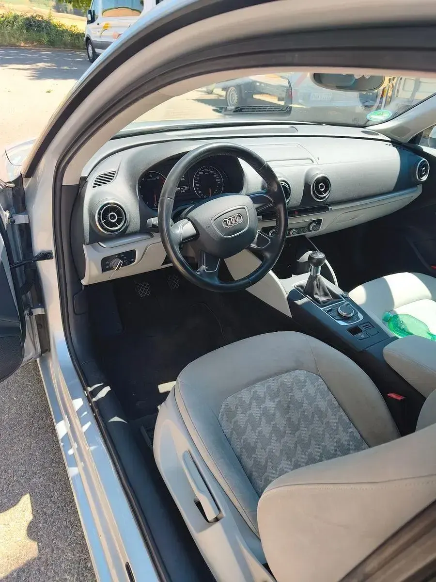 Gebraucht Audi A3 Ambition 125 PS (91 kW) 2013 Silber Limousine