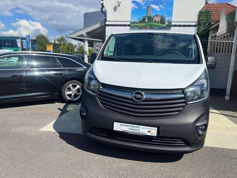 Weiß Gebraucht 2016 Opel Vivaro Van | 7.549 € (Fairer Preis) - Bild 1/3