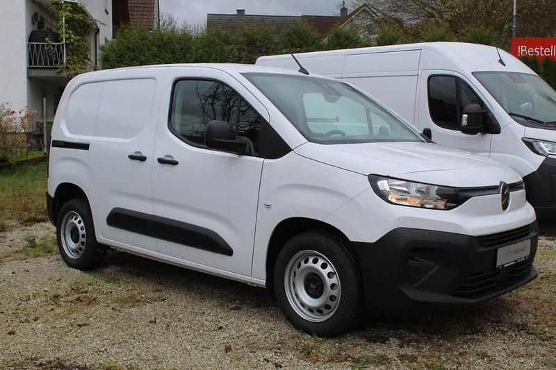 Neu Citroën Berlingo 102 PS (75 kW) 2025 Weiß Van / Kleinbus