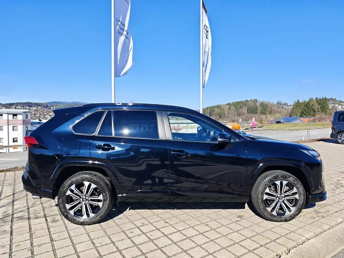 Gebraucht Toyota RAV4 Hybrid 306 PS (225 kW) 2023 Schwarz SUV