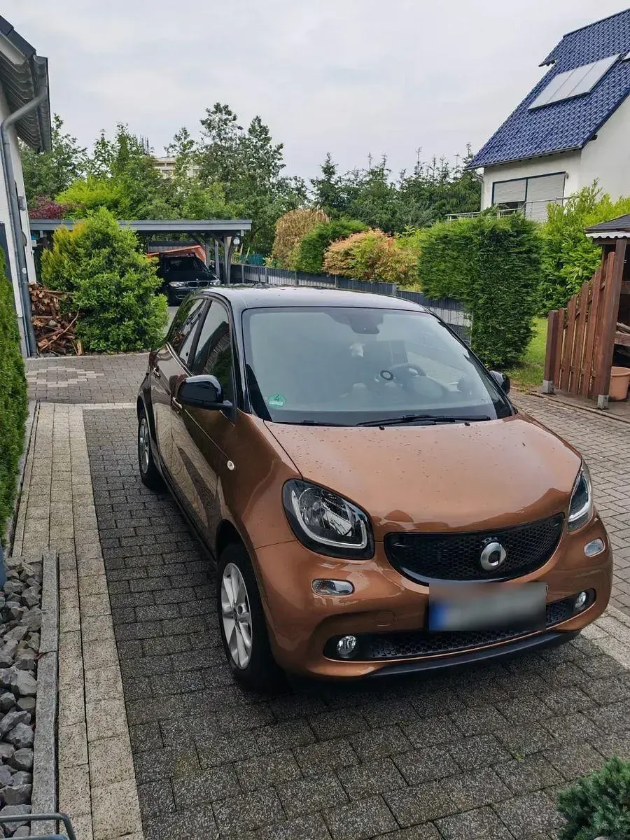 Gebraucht Smart ForFour Passion 71 PS (52 kW) 2016 Braun Kleinwagen
