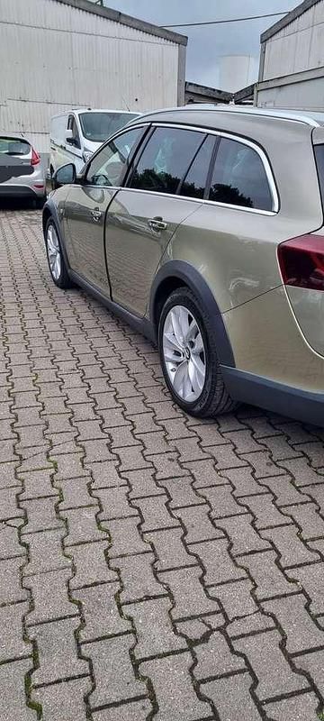 Gebraucht Opel Insignia Country Tourer 163 PS (119 kW) 2015 Bronze Kombi