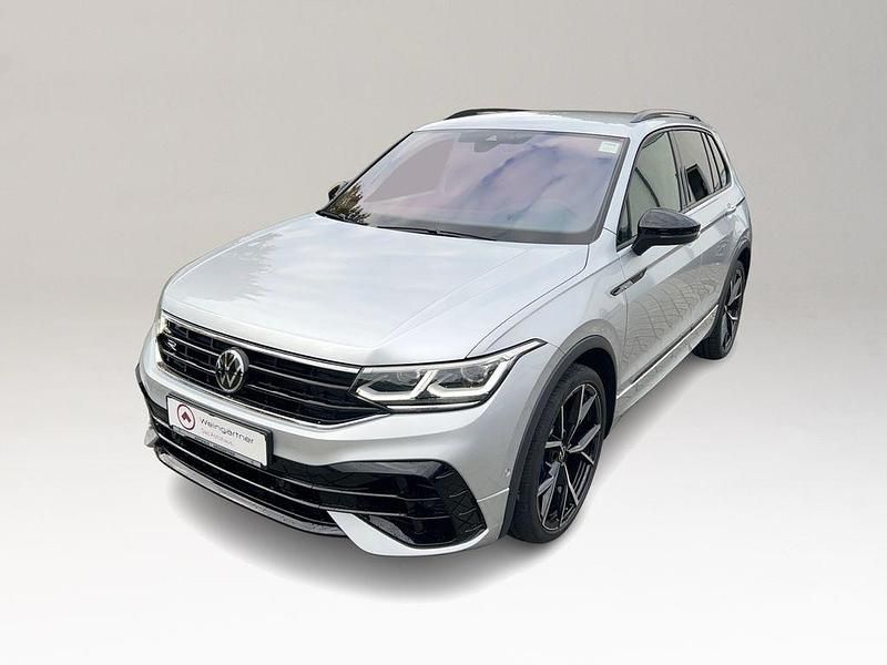Gebraucht VW Tiguan Style 320 PS (235 kW) 2022 Silber SUV
