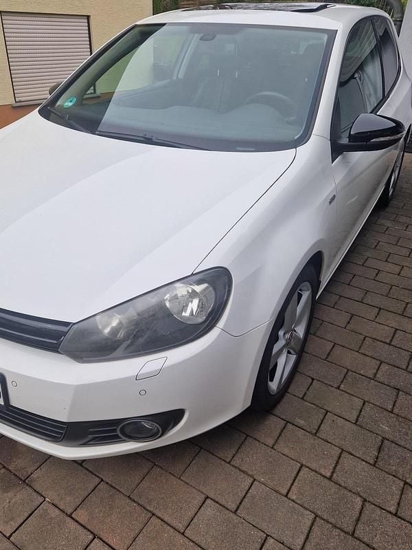 Gebraucht VW Golf VII Match 86 PS (63 kW) 2012 Weiß Limousine