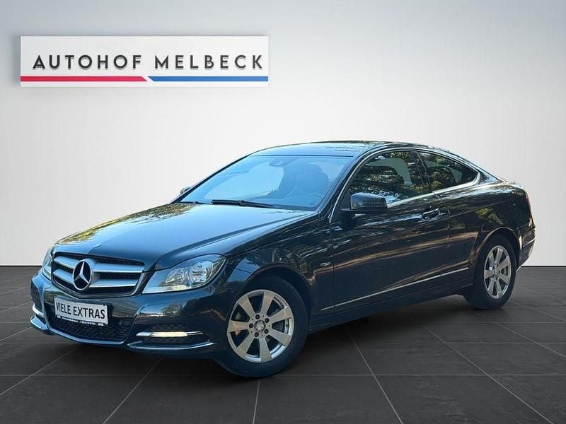 Gebraucht Mercedes C180 156 PS (114 kW) 2011 Grau Coupé