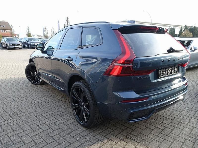 Gebraucht Volvo XC60 Plus 250 PS (183 kW) 2025 Blau SUV