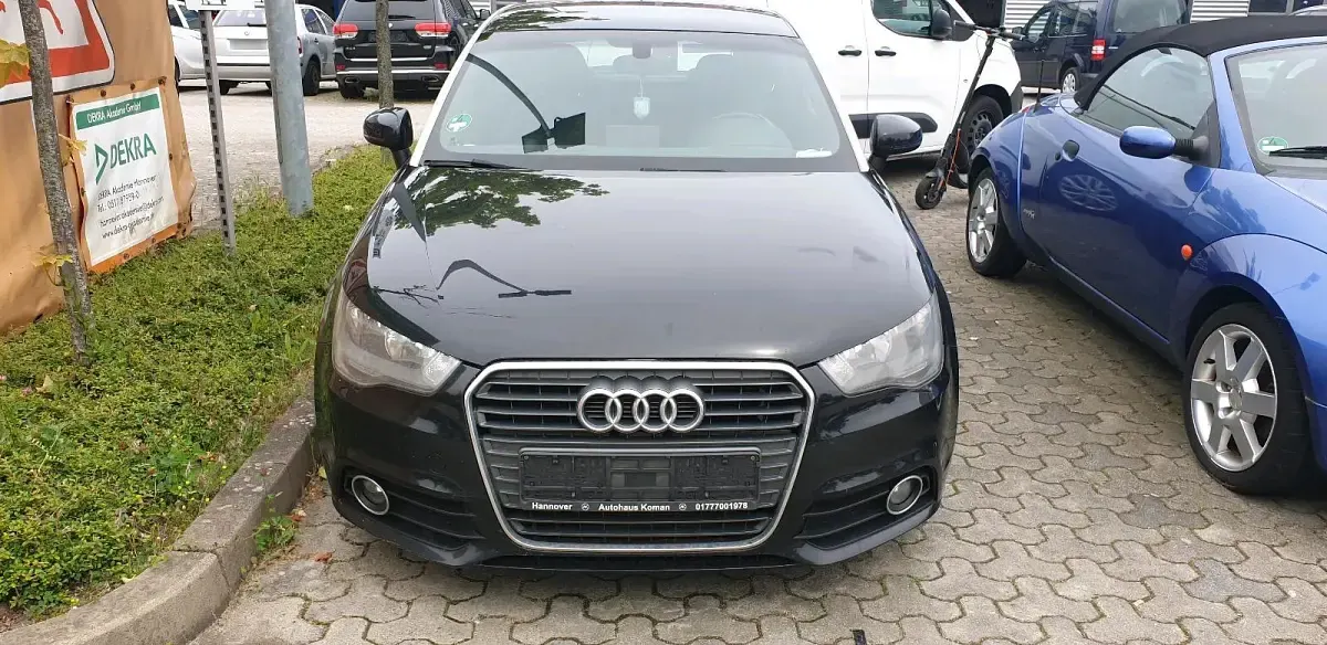 Gebraucht Audi A1 105 PS (77 kW) 2011 Schwarz Kleinwagen