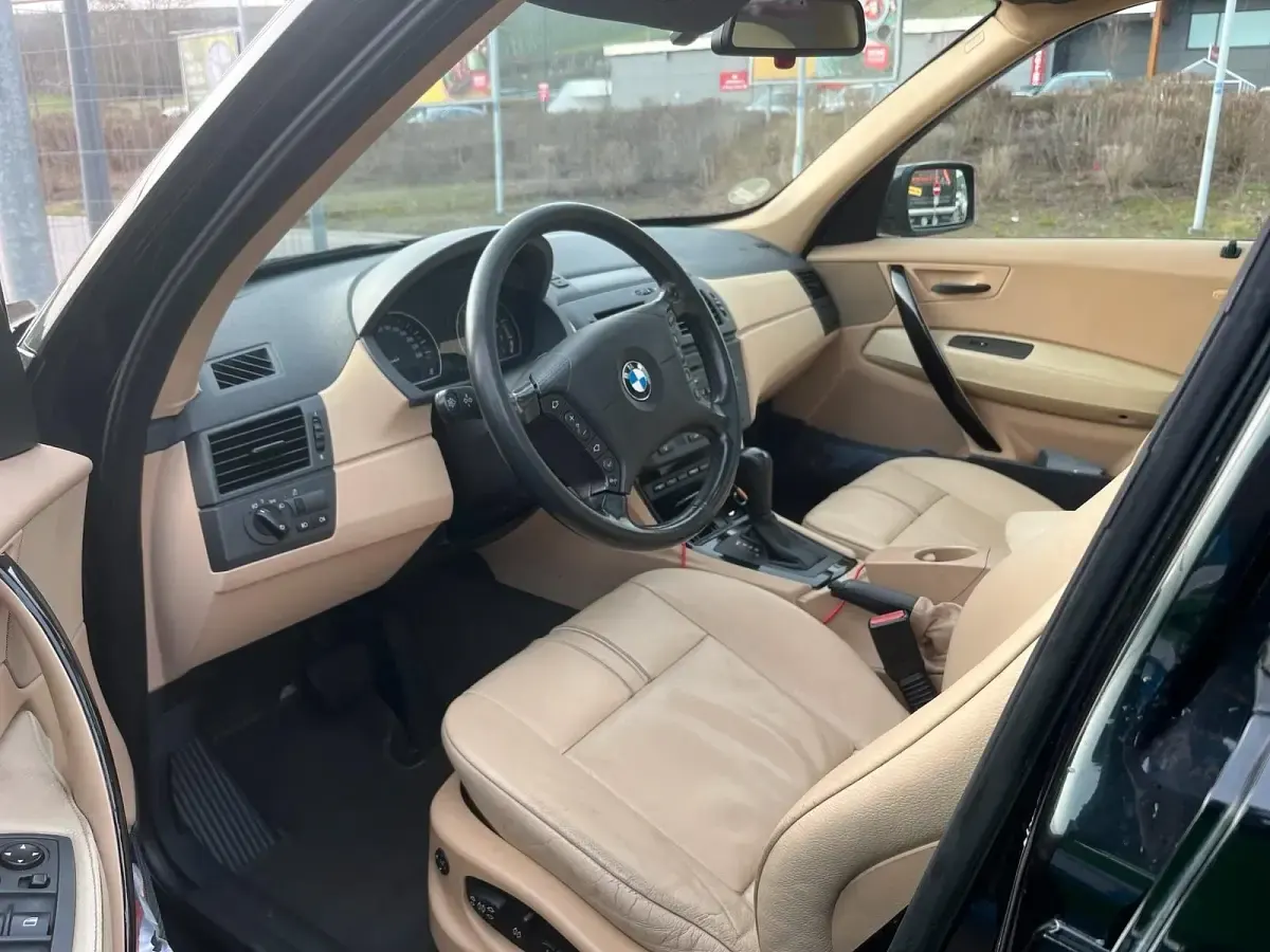 Gebraucht BMW X3 234 PS (172 kW) 2003 Schwarz SUV