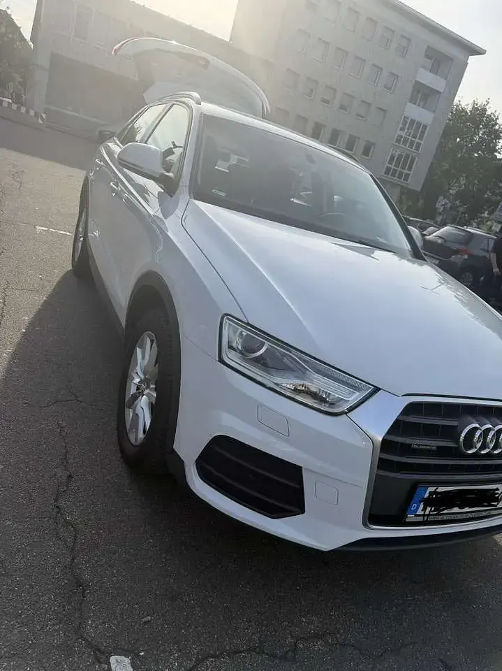 Gebraucht Audi Q3 Basis 150 PS (110 kW) 2016 Weiß SUV